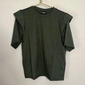 Pieces | Green Top